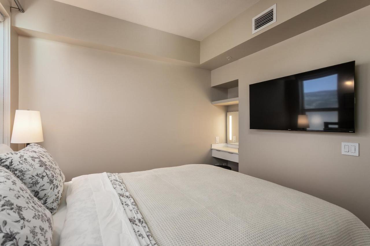 Corner Nest - Luxury Brand New Top Floor 2Bedroom Condo Kelowna Buitenkant foto