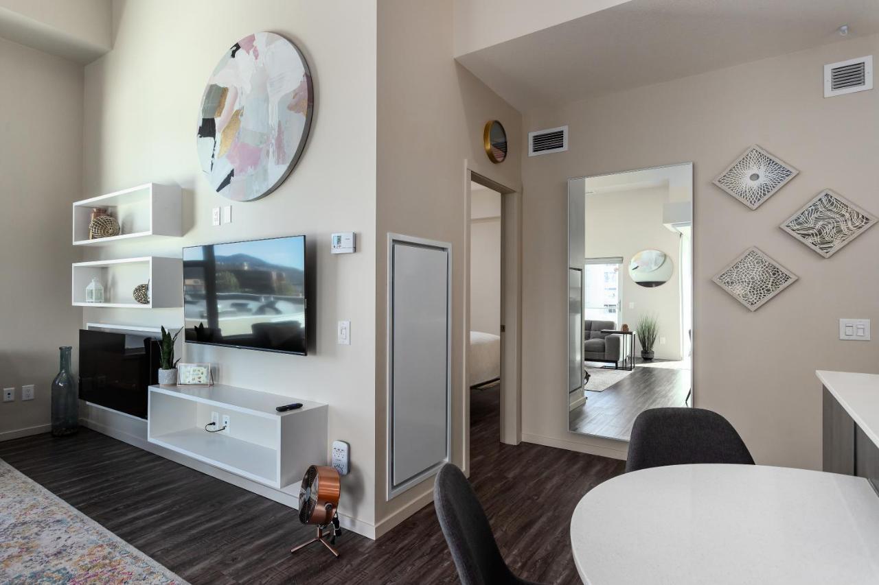 Corner Nest - Luxury Brand New Top Floor 2Bedroom Condo Kelowna Buitenkant foto